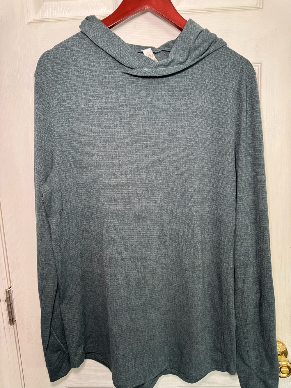 lululemon athletica Men's Heather Teal Lightweight Hooded Long Sleeve
